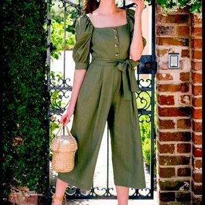 Gal Meets Glam Sylvie Olive Jumpsuit/ Romper Sz 6